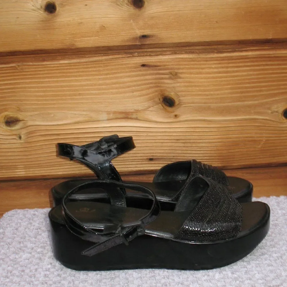 Robert Clergerie Black Platform Sandals